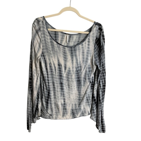 Free People Gray and Cream Long Sleeve Top - Picture 1 of 5
